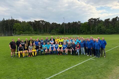 Walking Football Turnier Gesamtbild